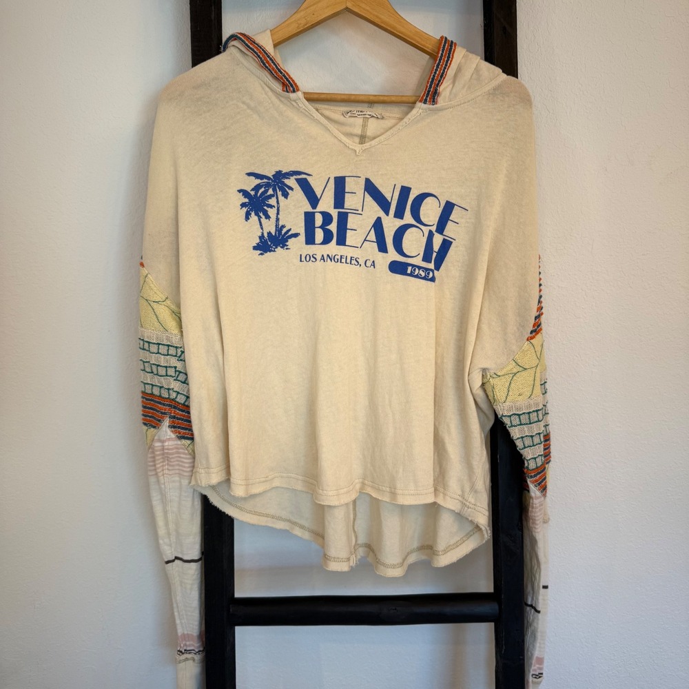 FREE PEOPLE Venice Beach Graphic Hoodie Top SWEATSHIRT SMALL S RARE $128 BOHO